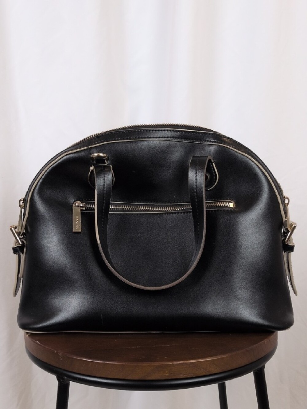 Danier Black Leather Dome Satchel Bag with Contrast Trim - Picture 4 of 9